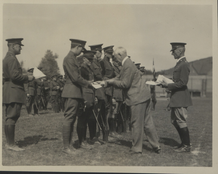 Group portrait / Emery, Natt M. / Rifle Team; ROTC | Lehigh Preserve